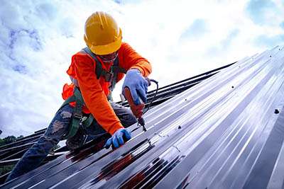 Formation obligatoire au travail en hauteur : que dit la réglementation ?