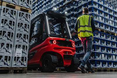 Fenwick-Linde agit pour le bien-être des opérateurs et innove en continu pour lutter contre les TMS