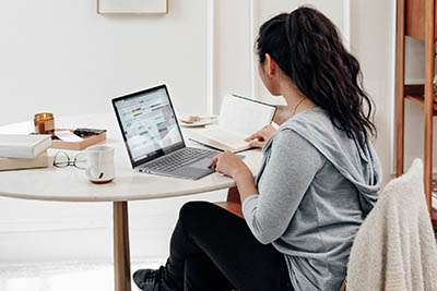 Aménagement et ergonomie pour le télétravail à domicile