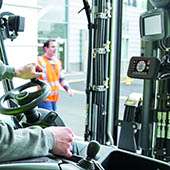 Système actif d’avertissement et de prévention des collisions : Fenwick Safety Guard